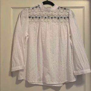 Gap ivory frost crochet lace-trim blouse